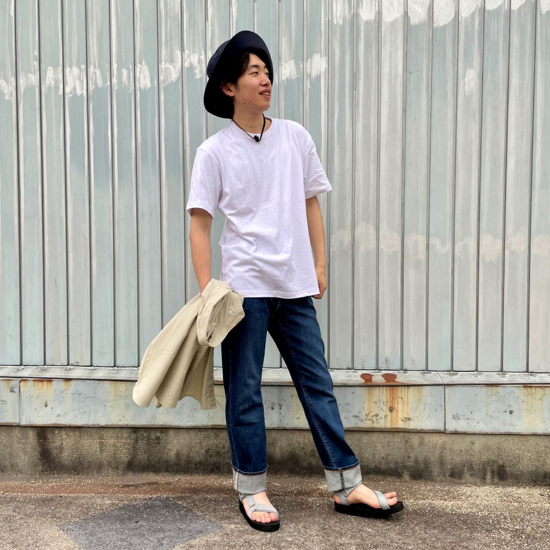 シャツ４