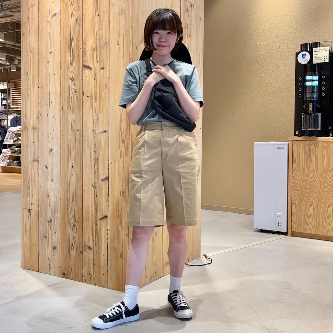②