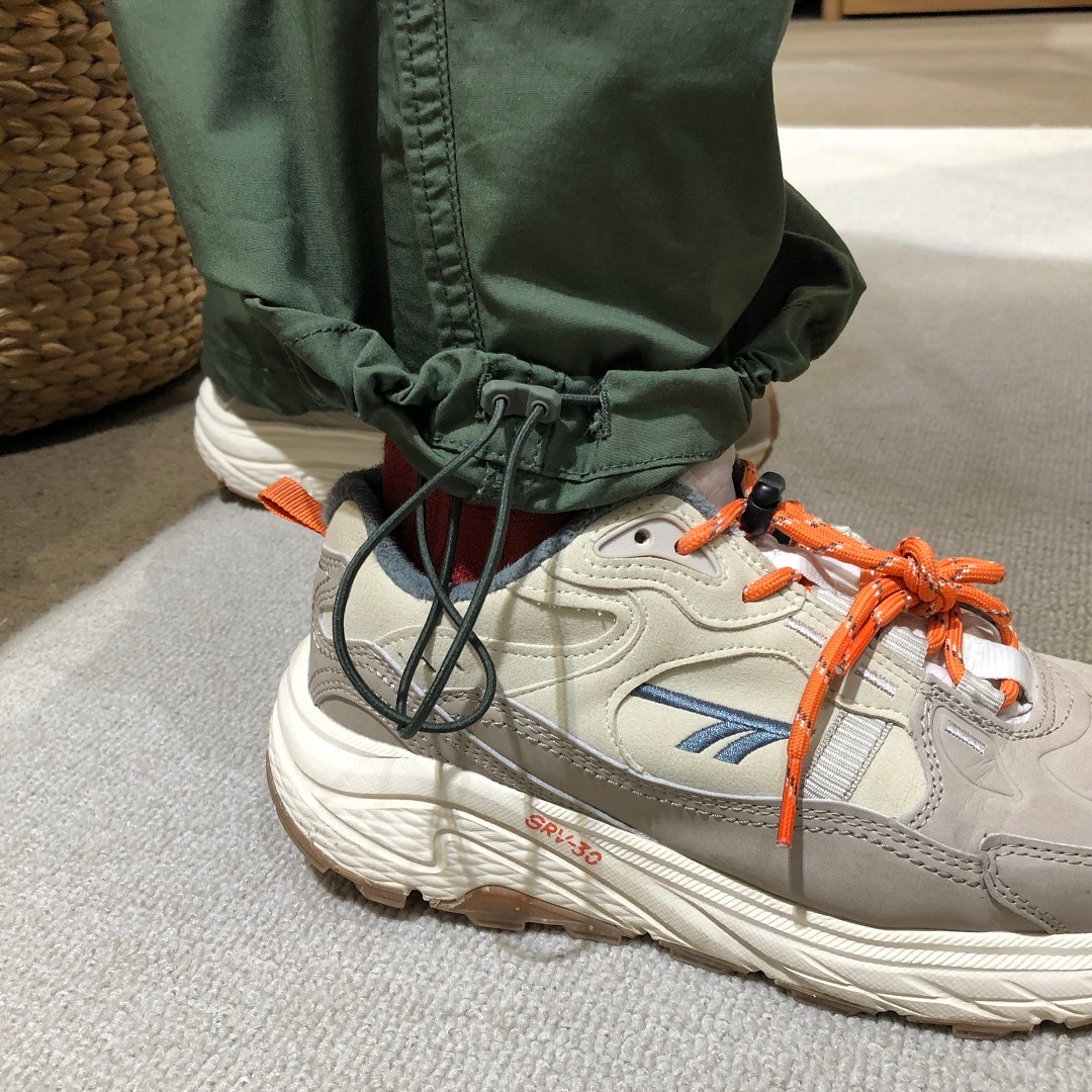 パラシュートパンツの写真