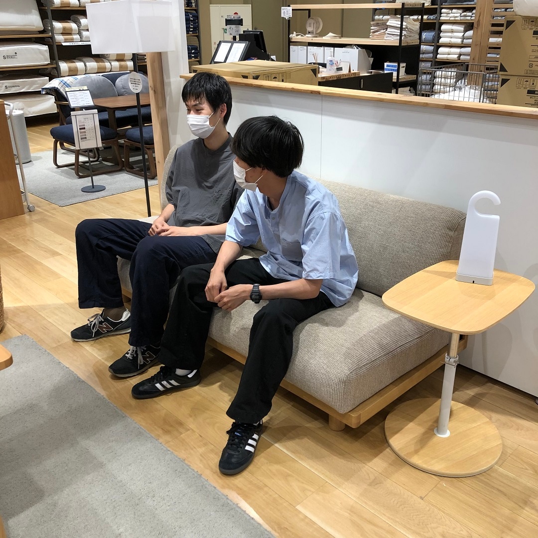 スタッフソファ