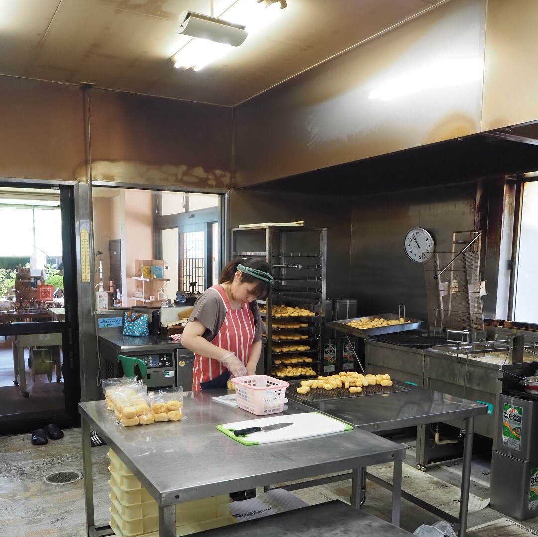 スタッフ