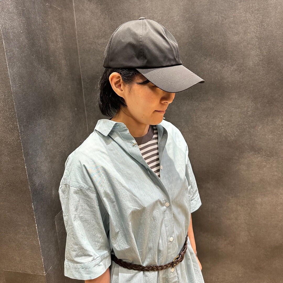 女性のキャップ姿も良いですね