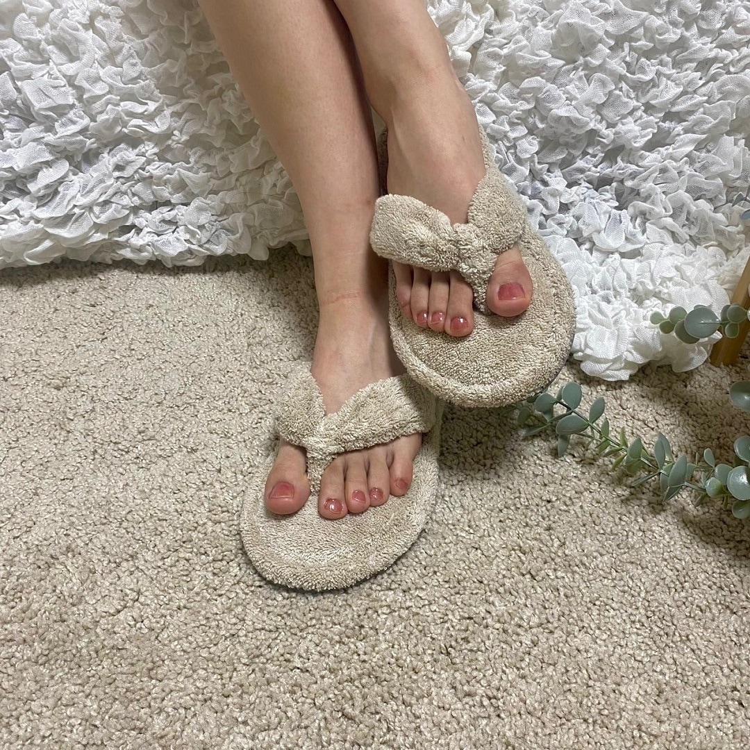 ２