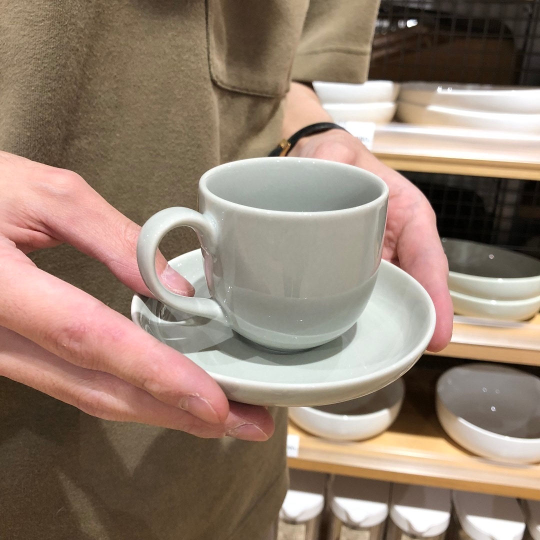デミタスカップ手元