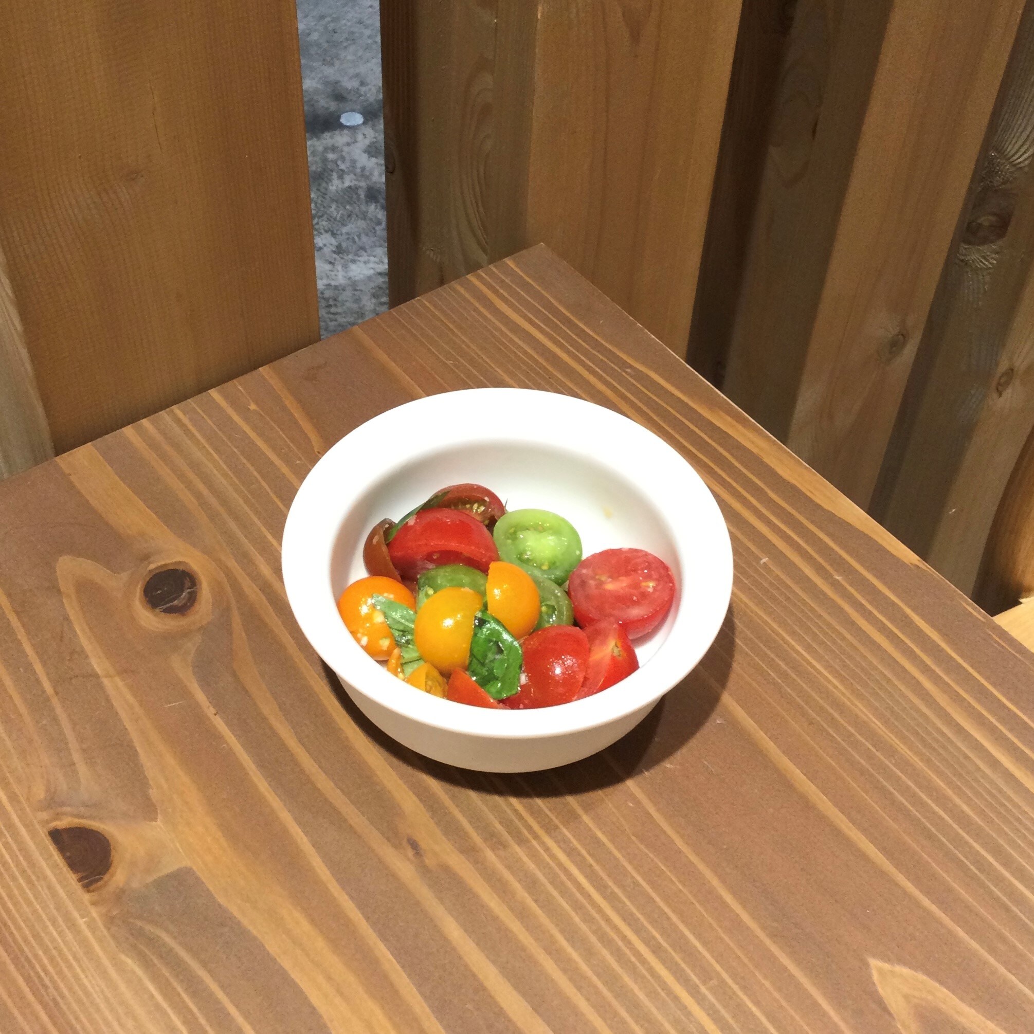 房どれミニトマトを味わう。