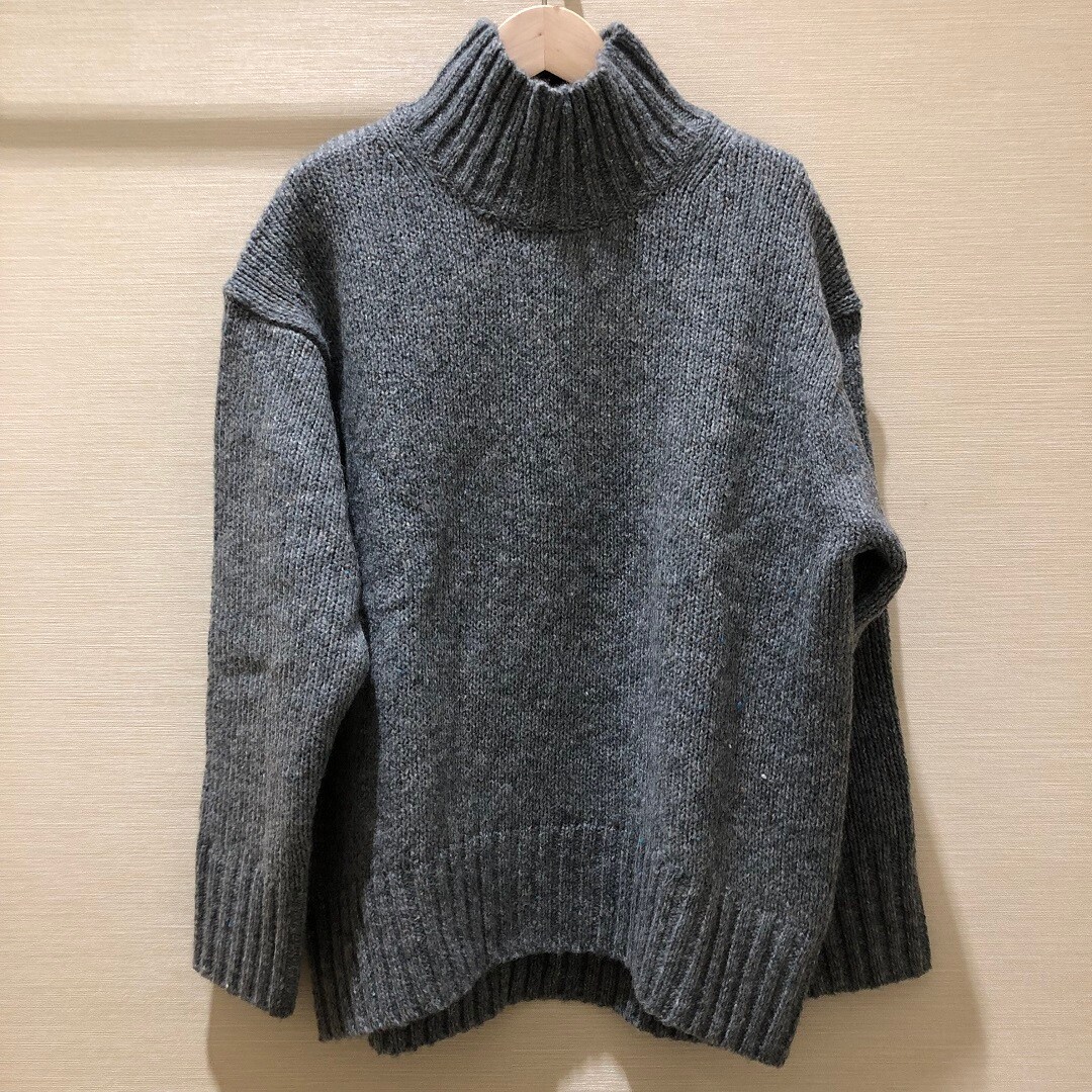 【コクーンシティさいたま新都心】ざっくりかわいいネップ糸セーター