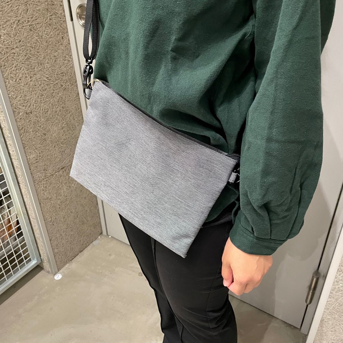 サコッシュ　アップ