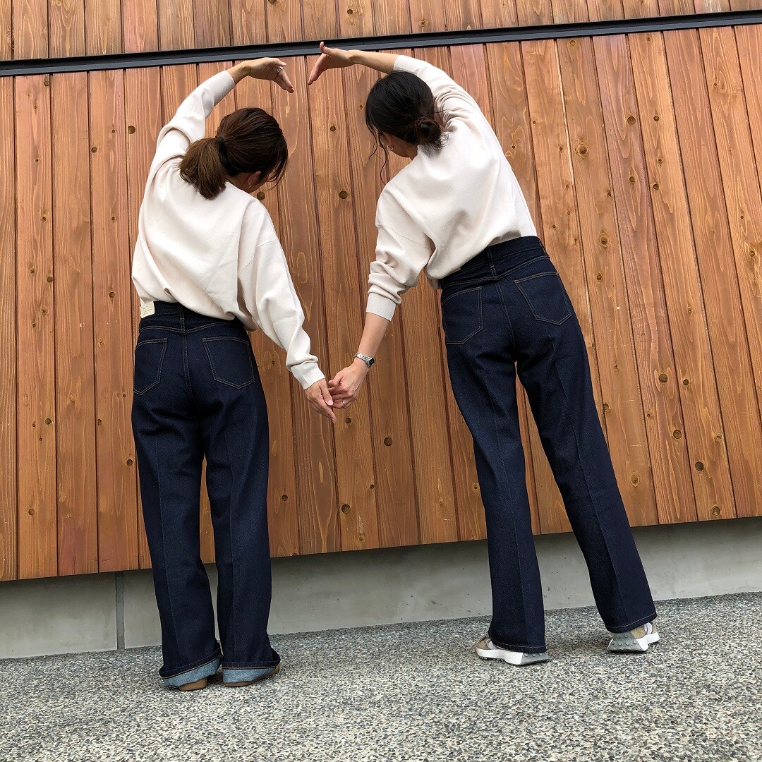 後ろ