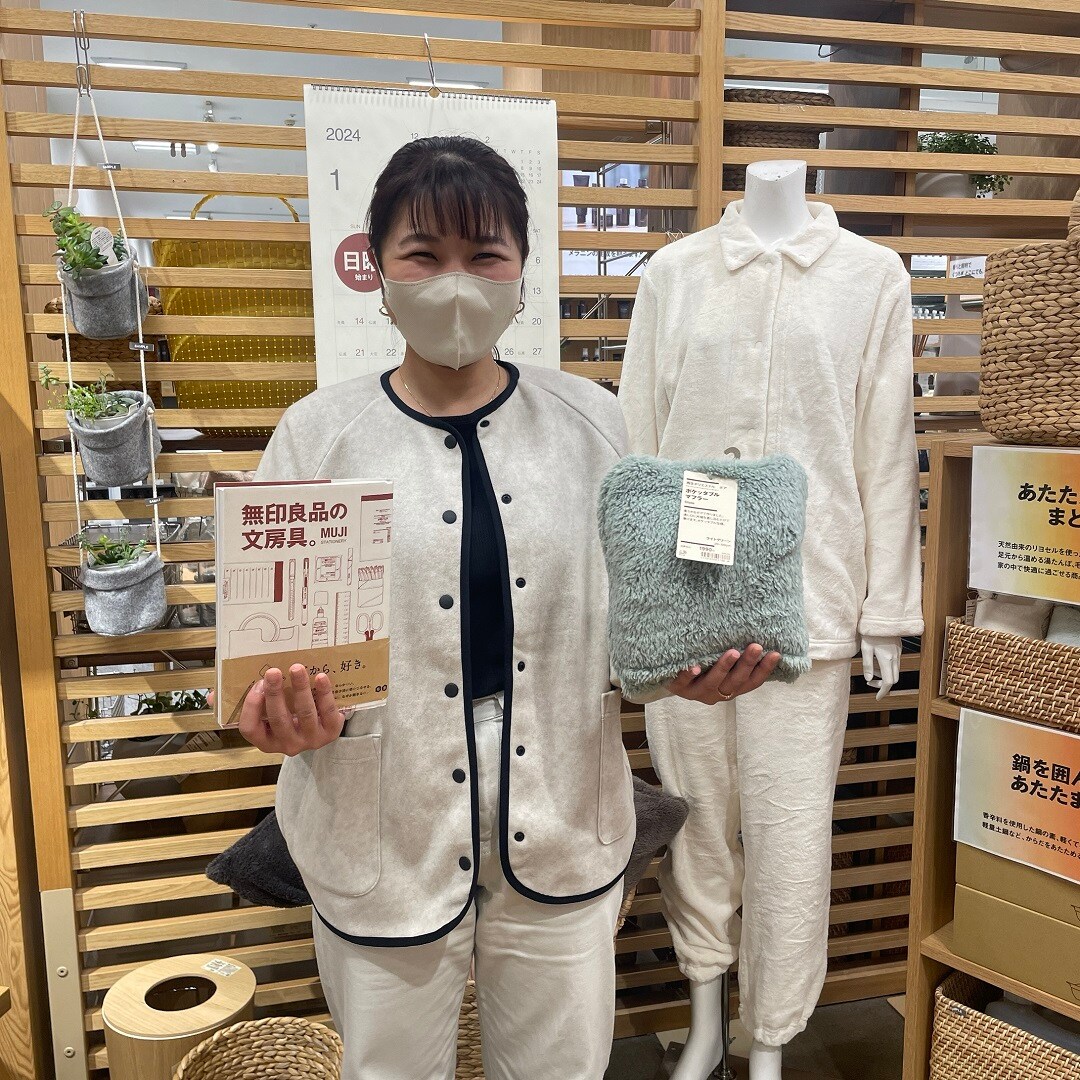 本と比べたマフラー