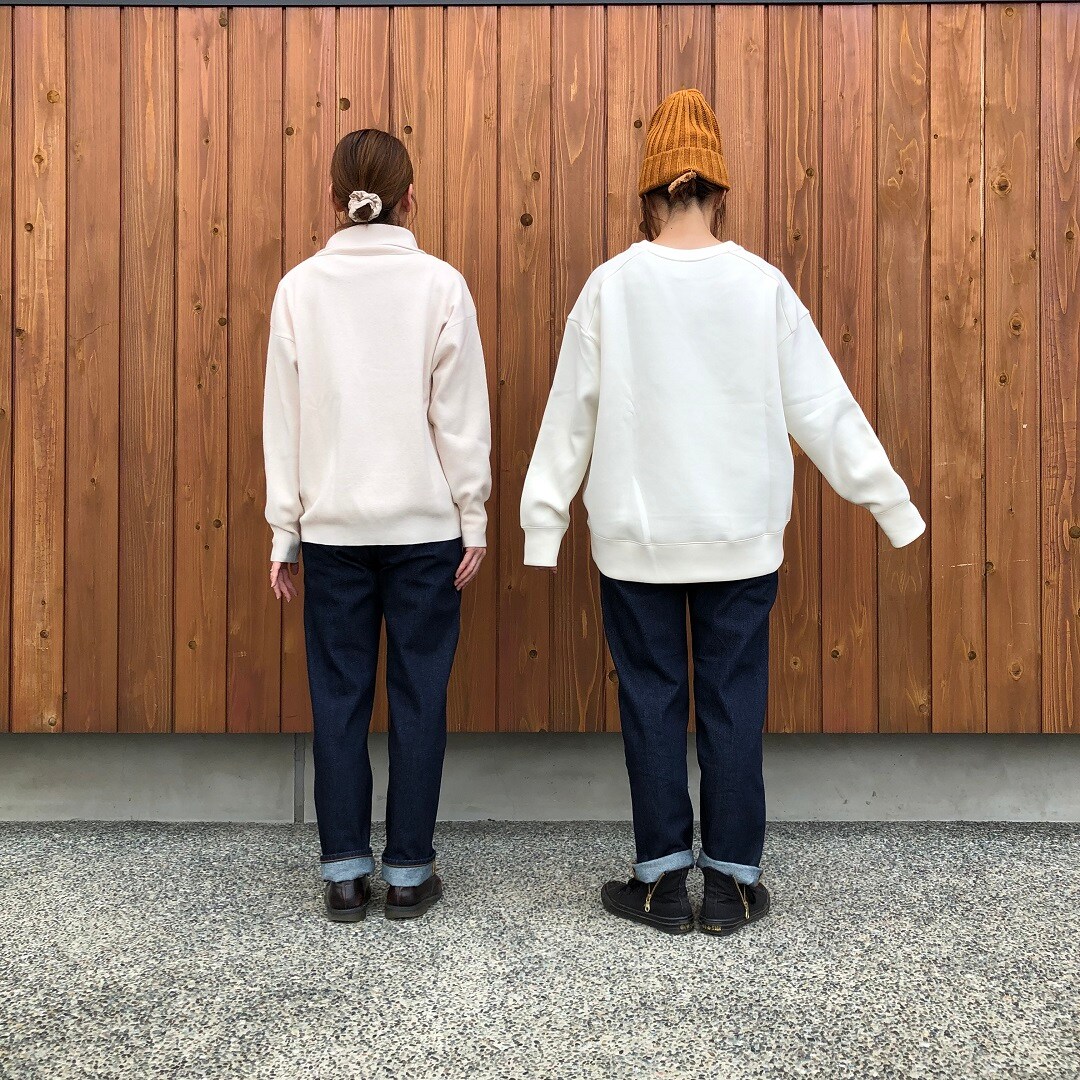 後ろ