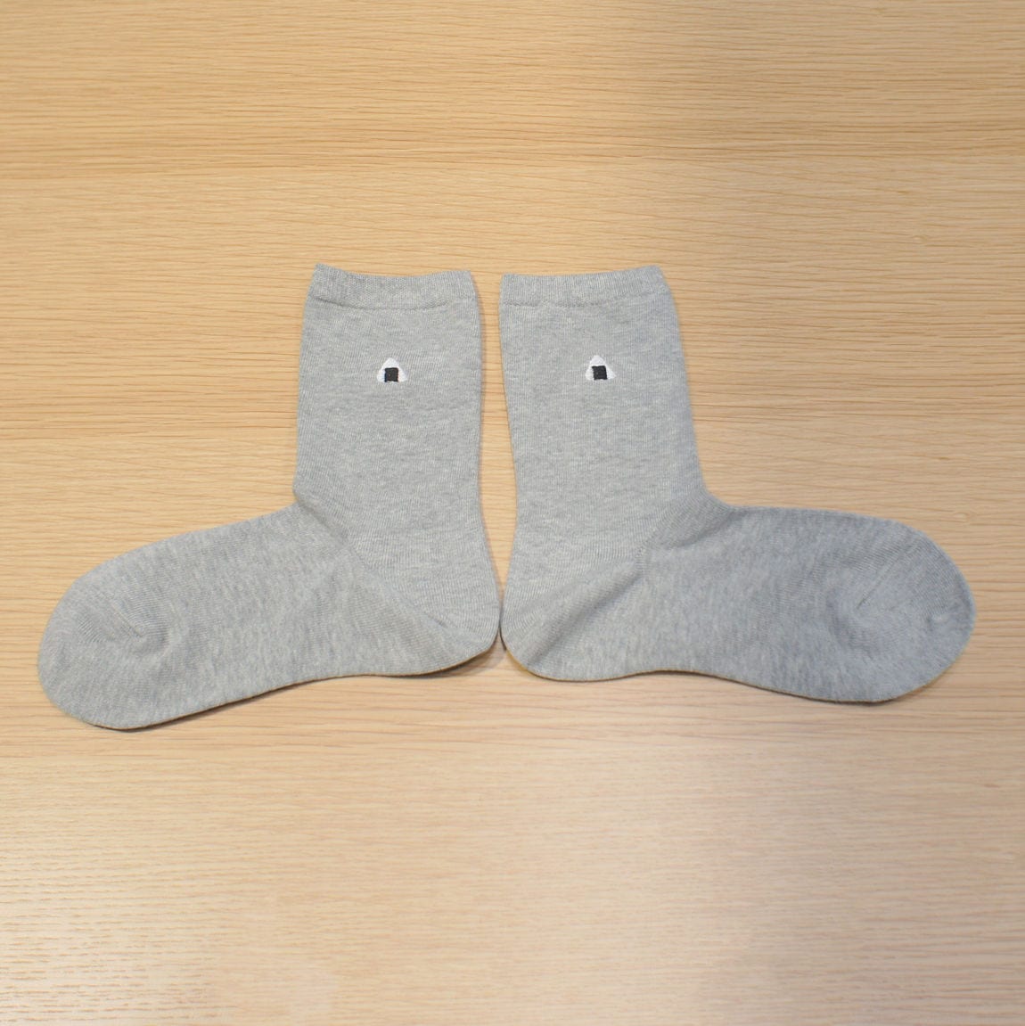 【堺北花田】靴下にも刺繍ができます。
