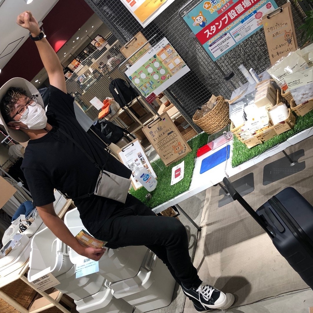 【星天qlay】キャリーケースとサコッシュをもっておでかけ