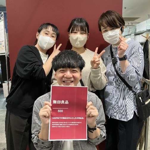 入間スタッフ写真