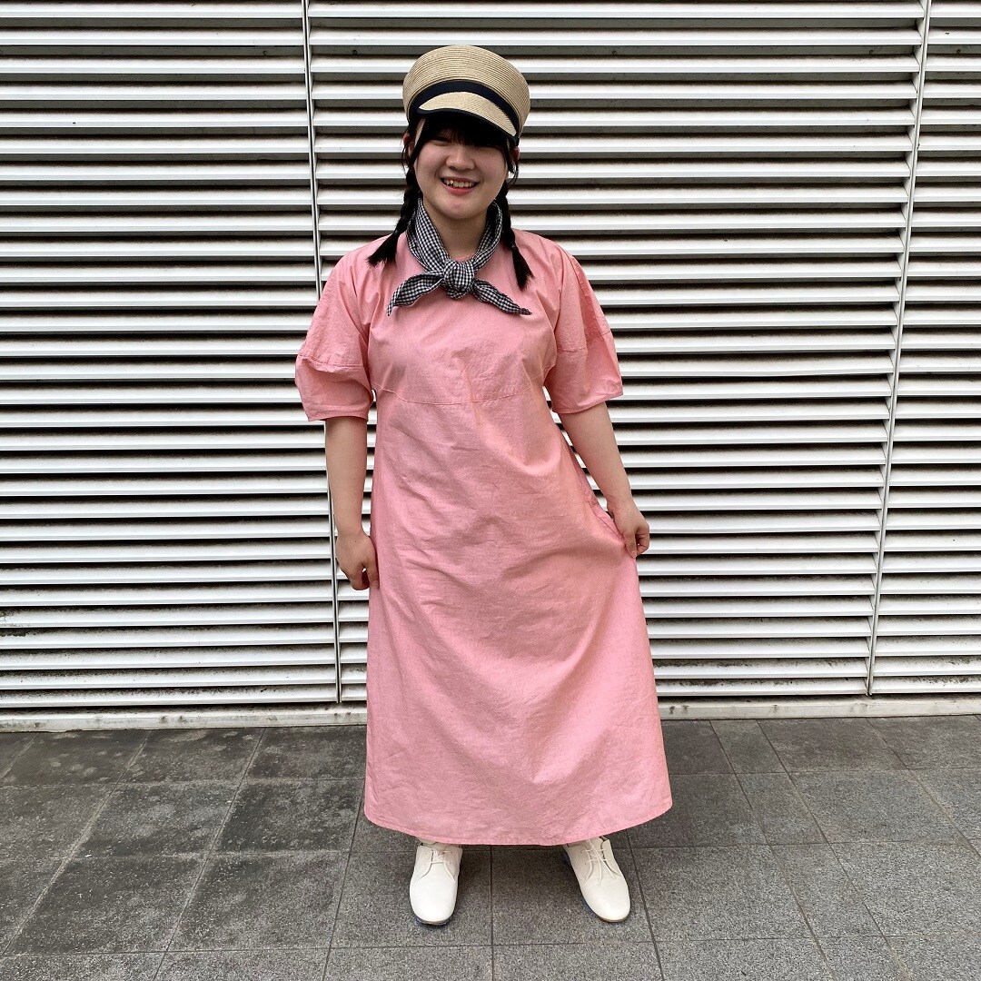 全身正面の画像