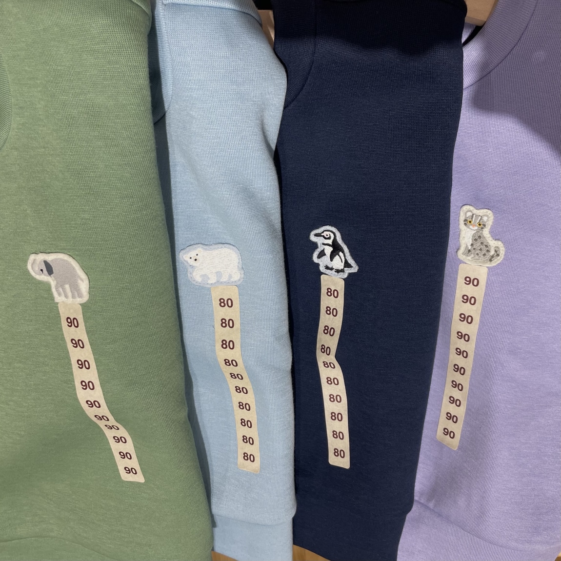 あたまするっと刺繡二重編みスウエットシャツ