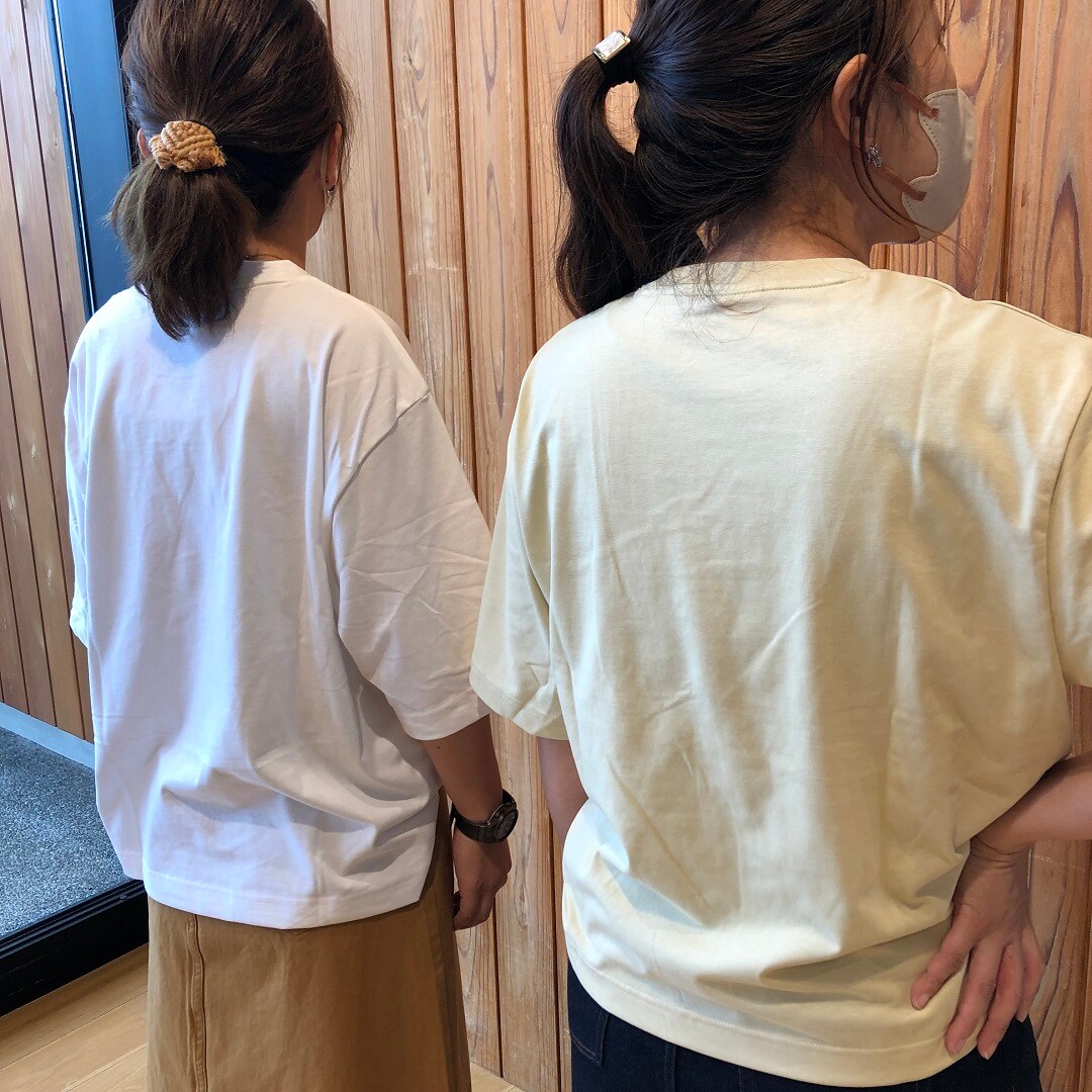 婦人後ろ