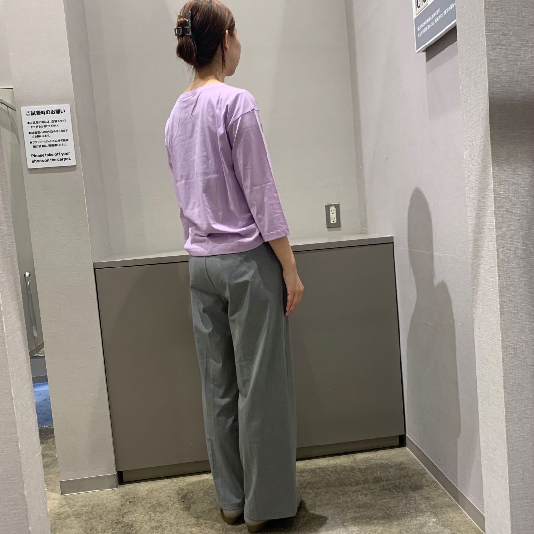 後ろ姿