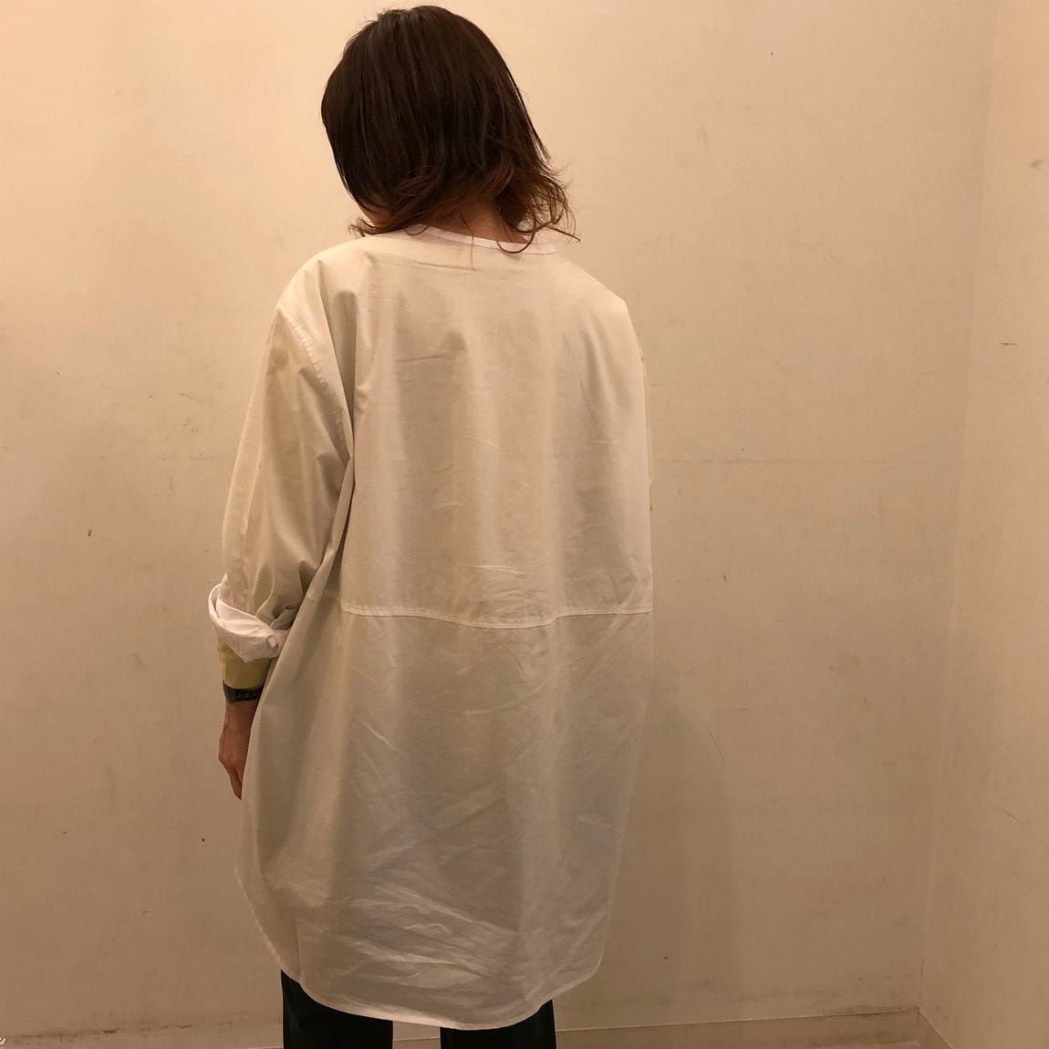 後ろ