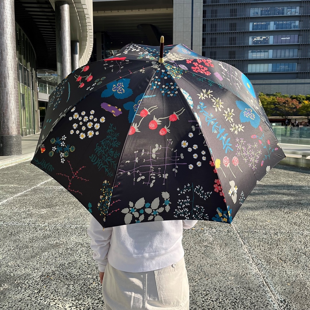 アパレル