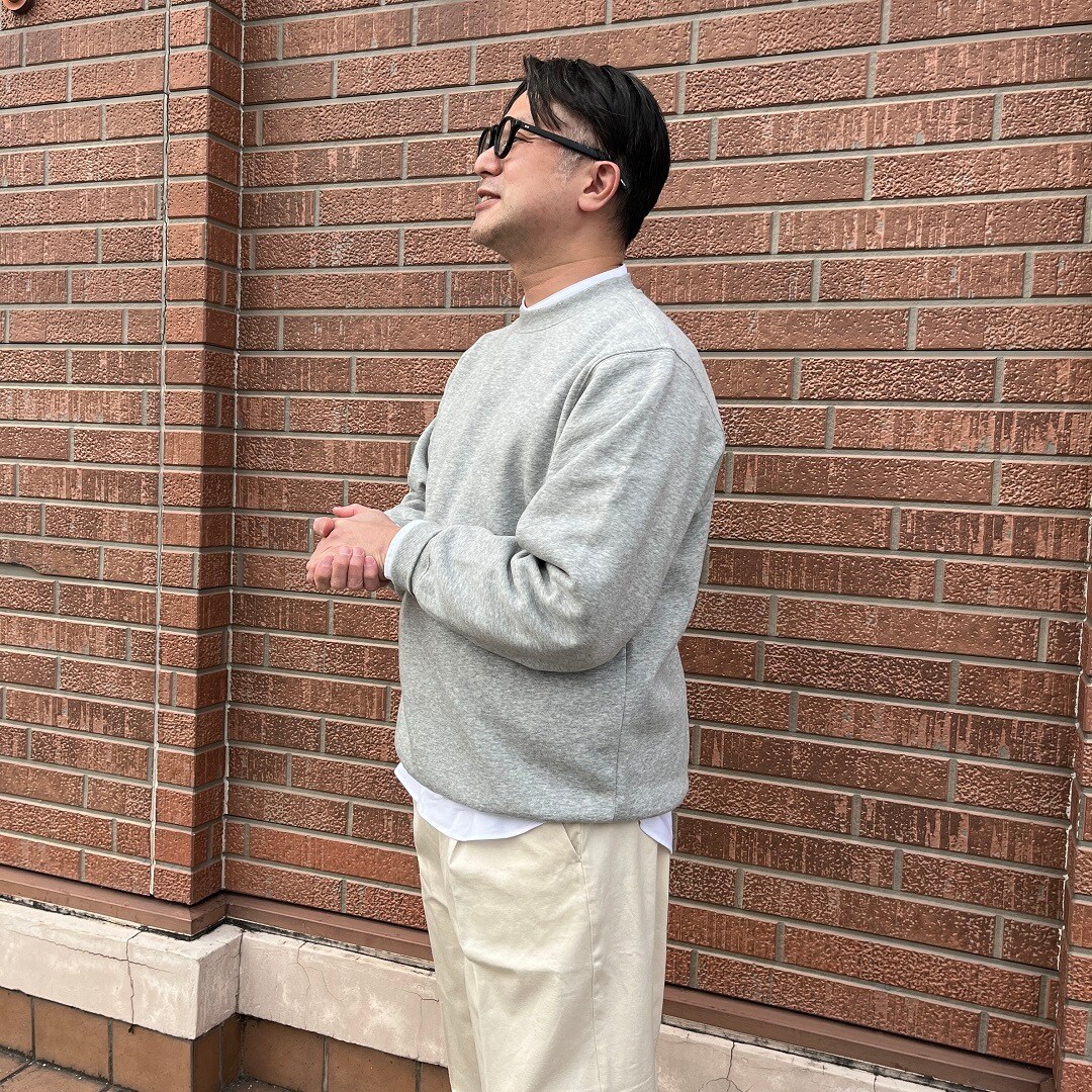 ３