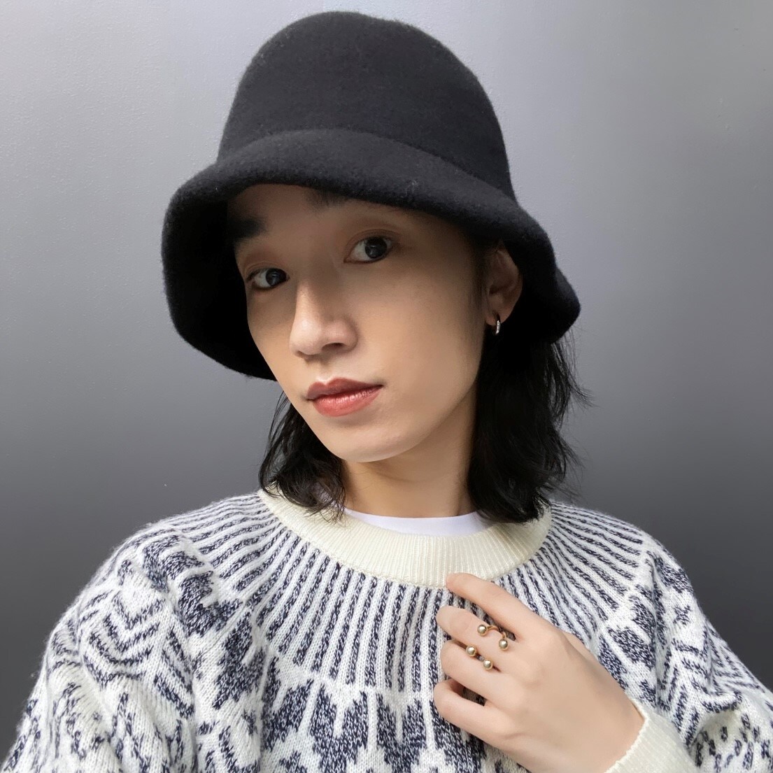 ③