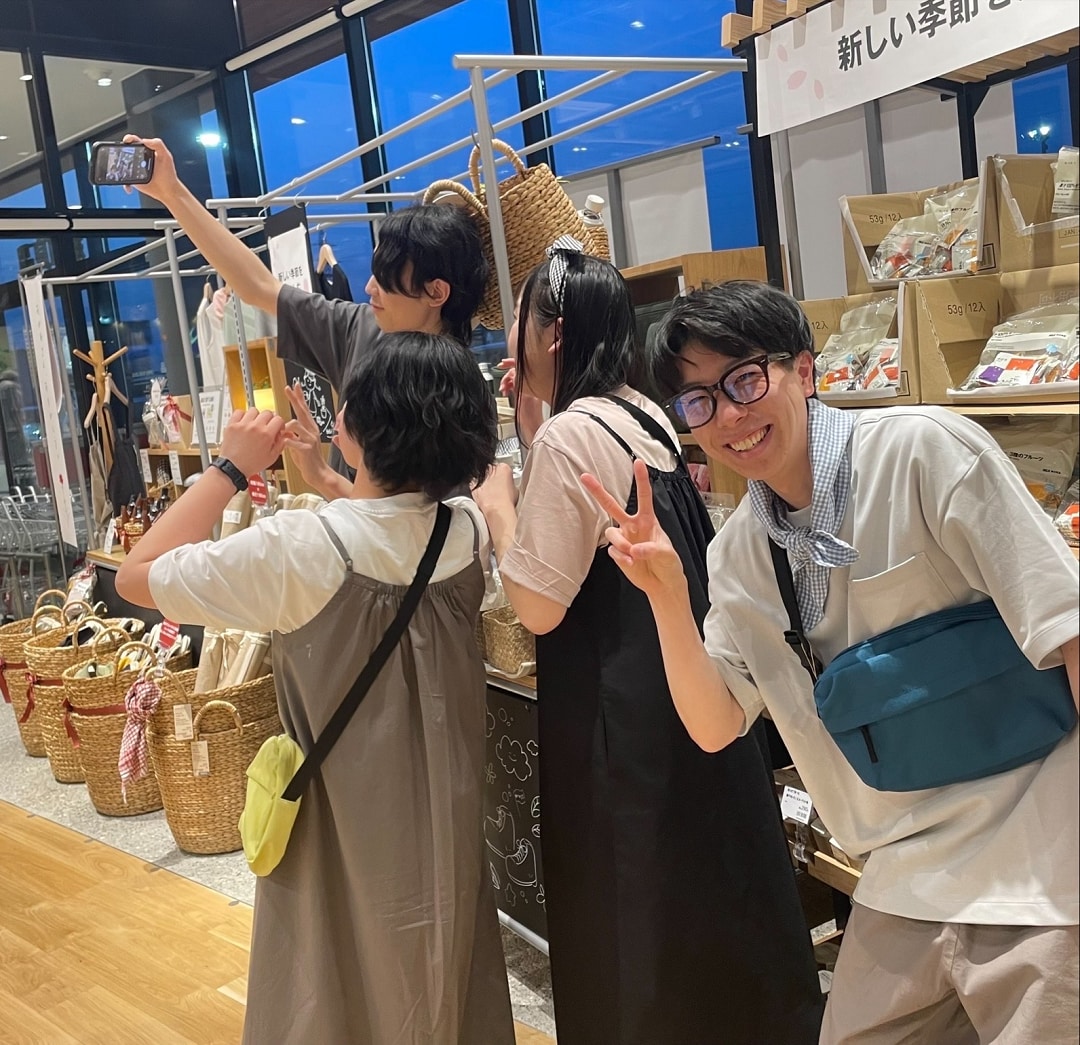 若者たちの自撮り