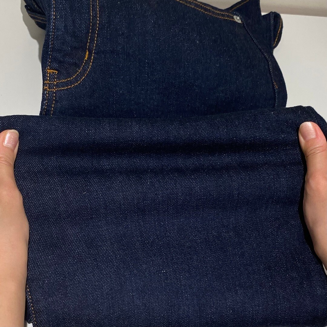 太めのムラ糸を使用して風合いを出しています