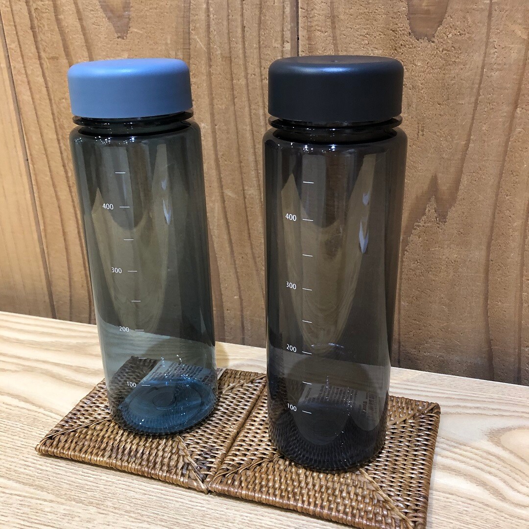目盛り付きボトルの写真2