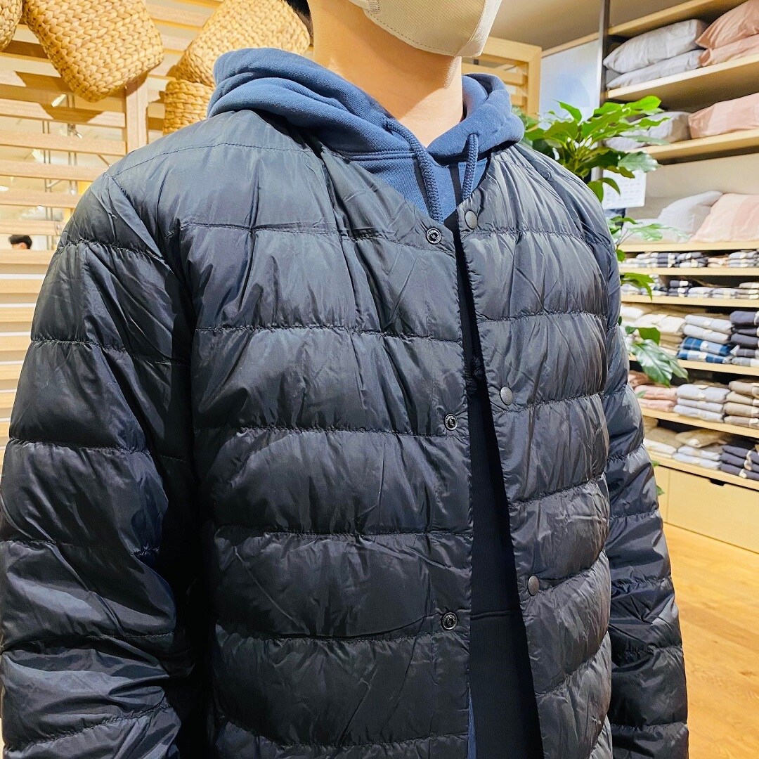 胸元