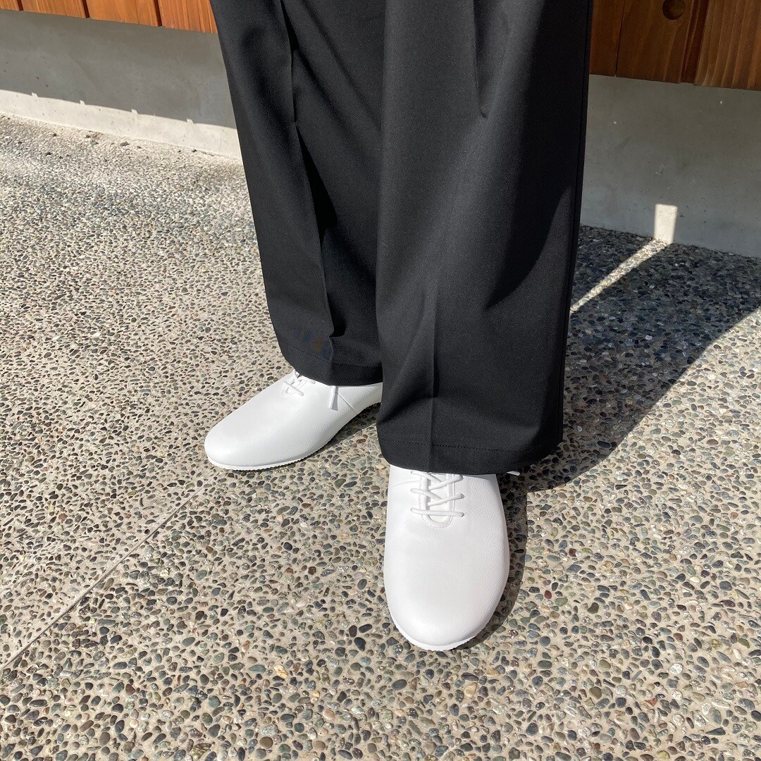 く