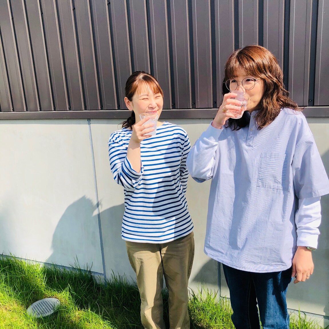 飲む