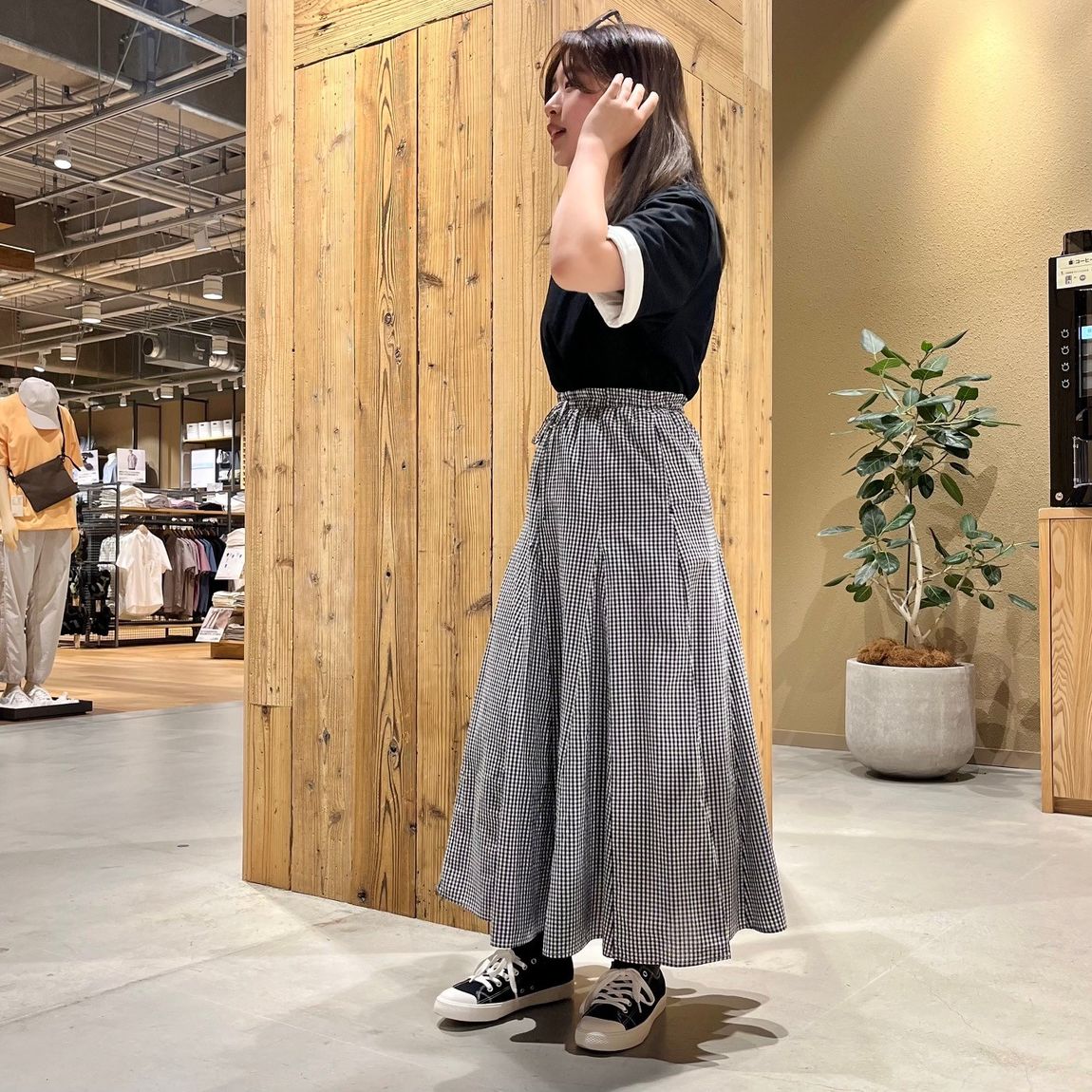 ③