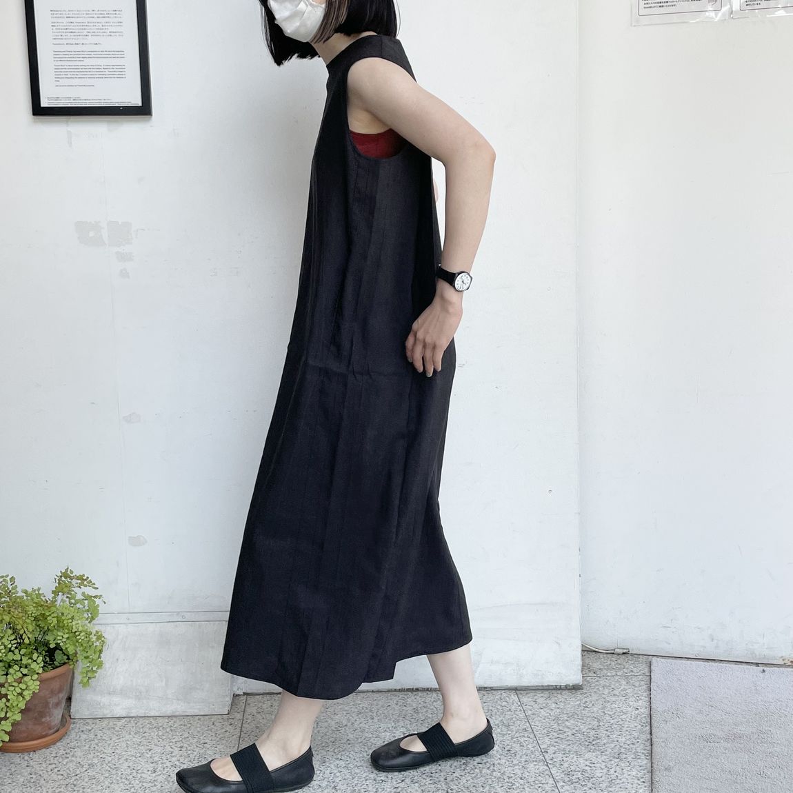 黒全身サイド4