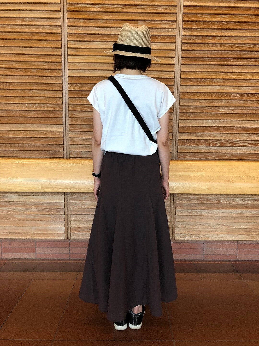 後ろ姿