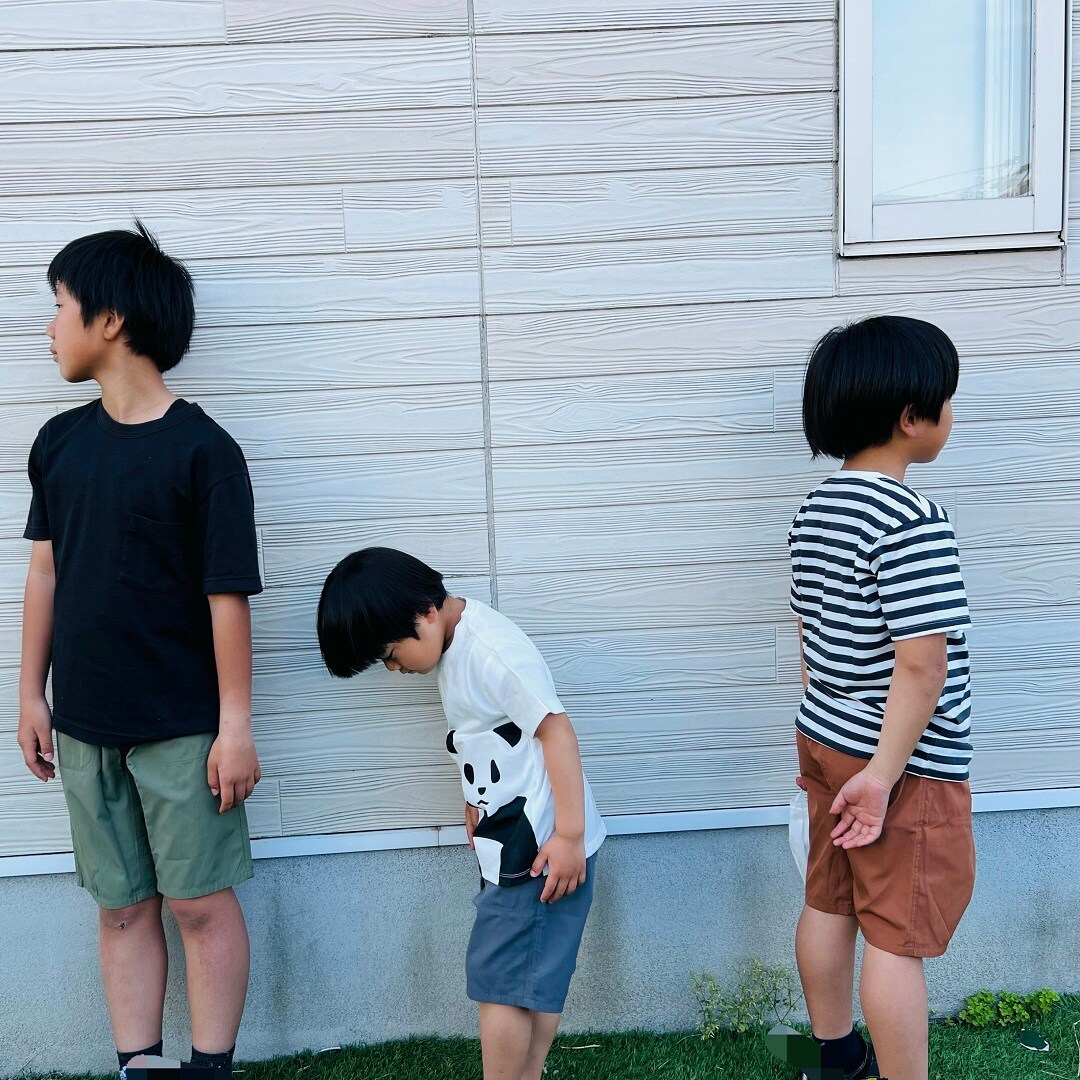３人