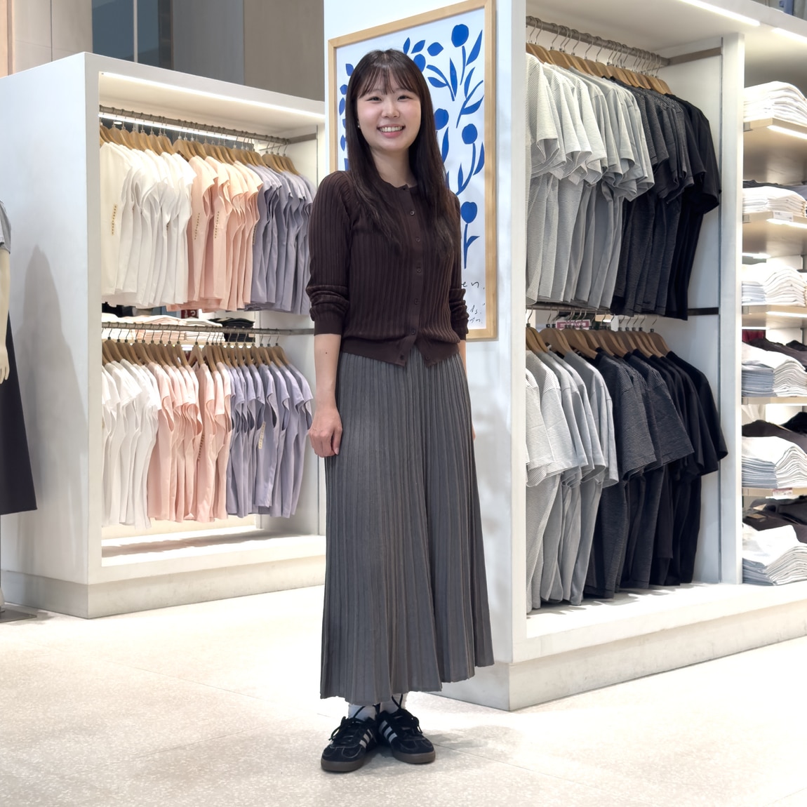 【新宿靖国通り】身長162cm_QL9UYB