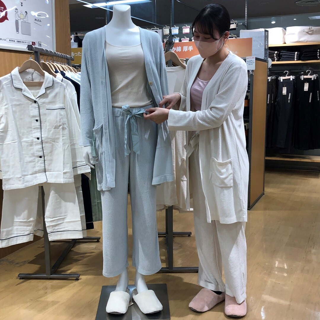 MUJI (無印良品) - マロン 無印良品衣類 無印良品 新宿靖国通り/初の衣服特化店、「ストアVMD」で新たな