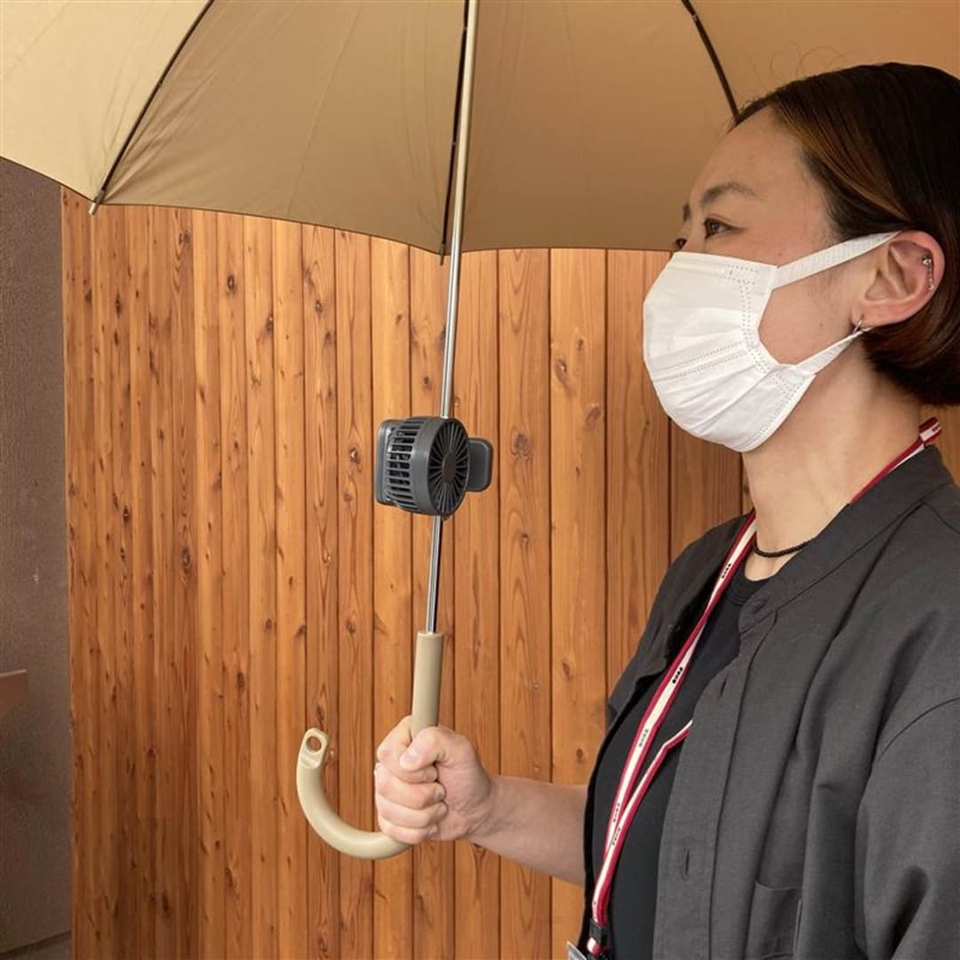 スタッフおすすめの置いても使える充電式クリップファン　ミニのご紹介