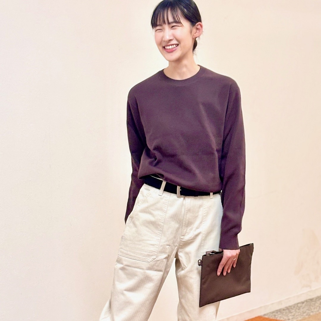 【ザ・モール仙台長町】紳士洗えるミラノリブ編みクルーネックセーターが主役の婦人コーディネート写真