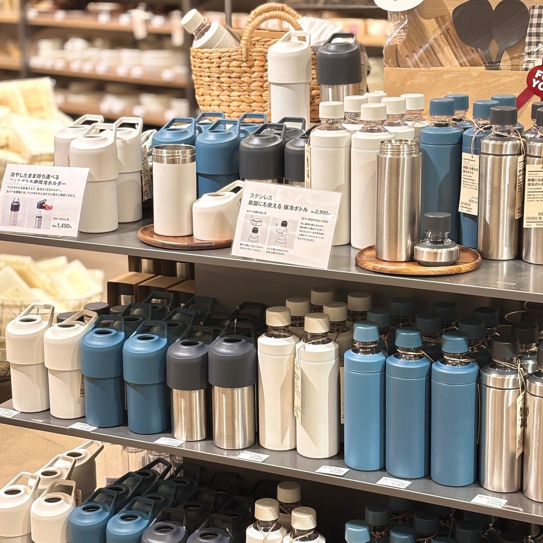 【ザ・モール仙台長町】ドリンクボトルの売場の様子