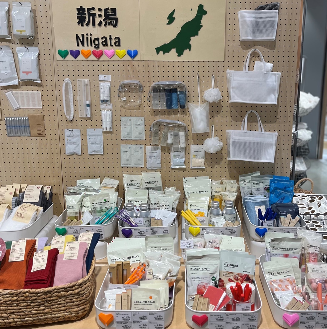 【無印良品500 CoCoLo新潟】集めて楽しい『推し色』コーナーできました。_JB2lks
