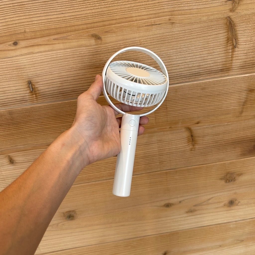 【ららぽーと堺】角度が変えられる充電式ハンディファン