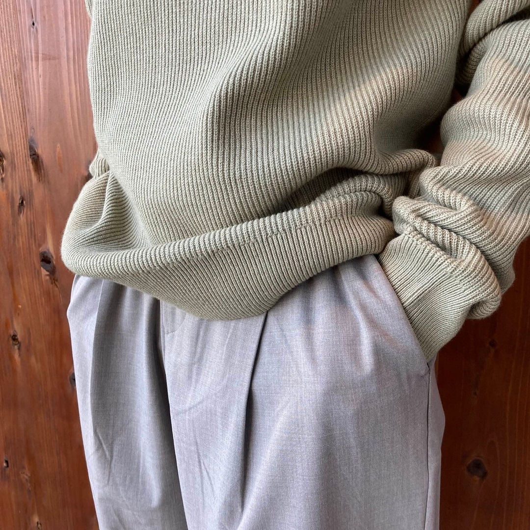 乾きやすいワンタックワイドパンツ