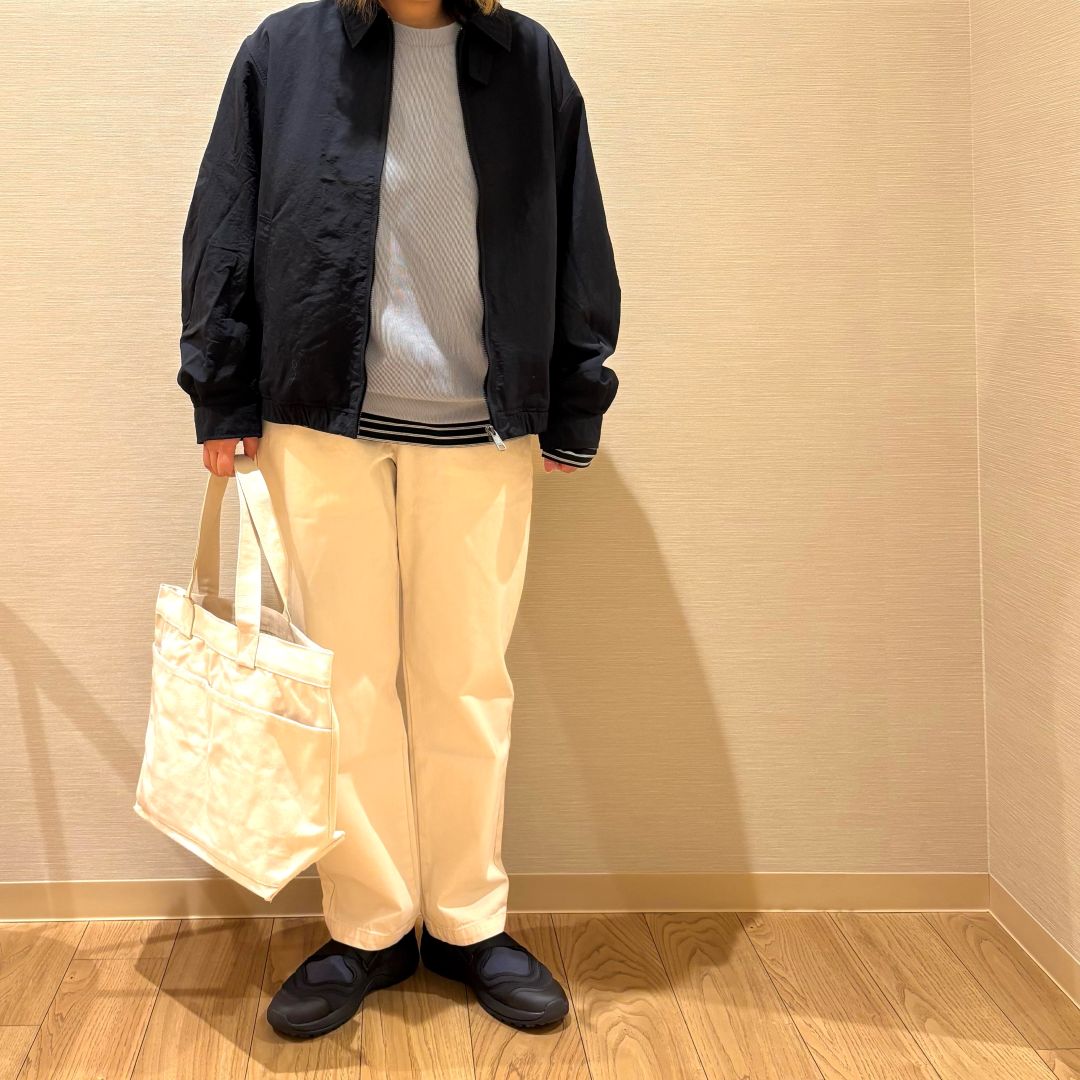 クルーネック長袖