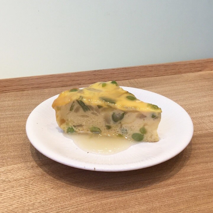 【Café&Meal MUJI日比谷】豆野菜の厚焼き玉子1個の写真