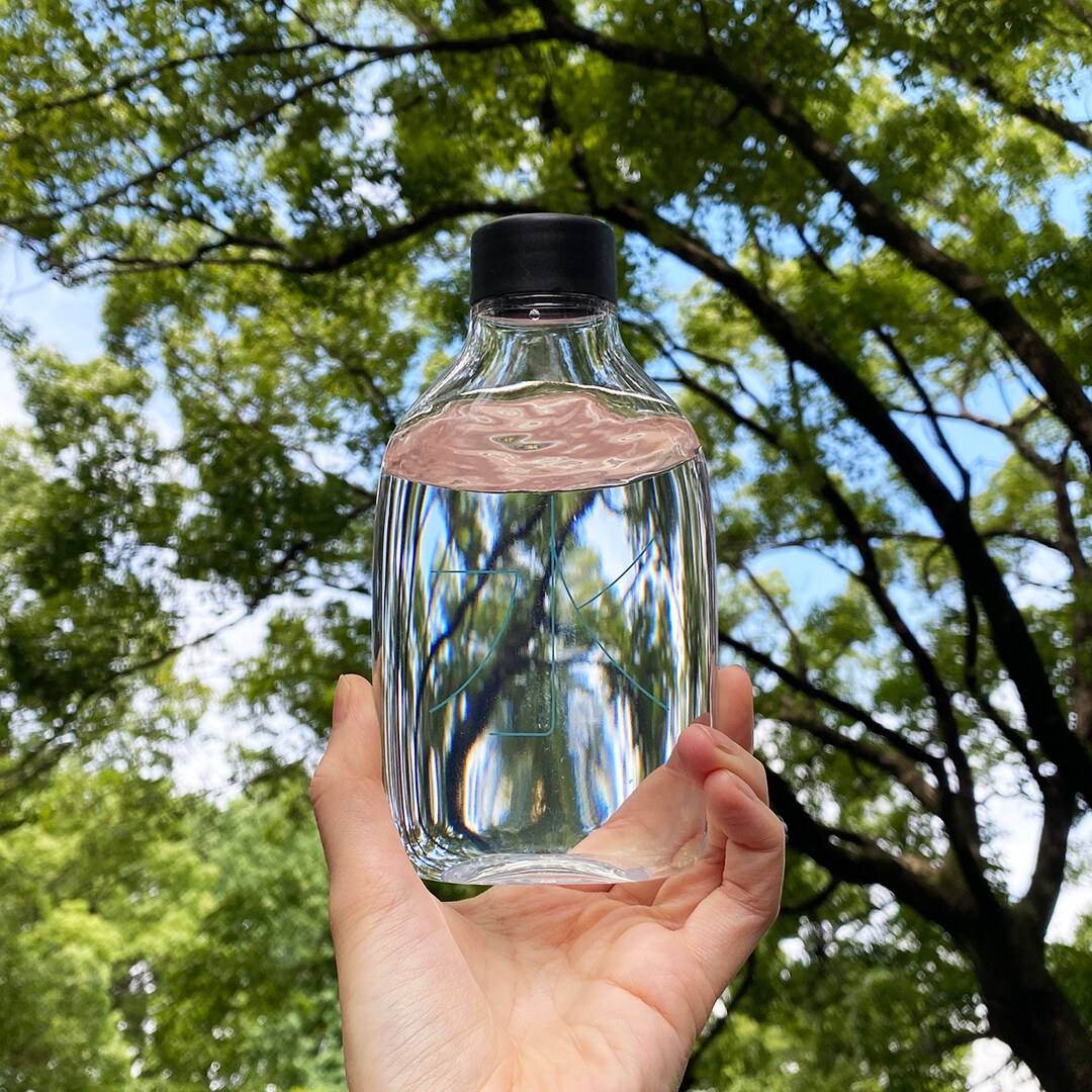 水