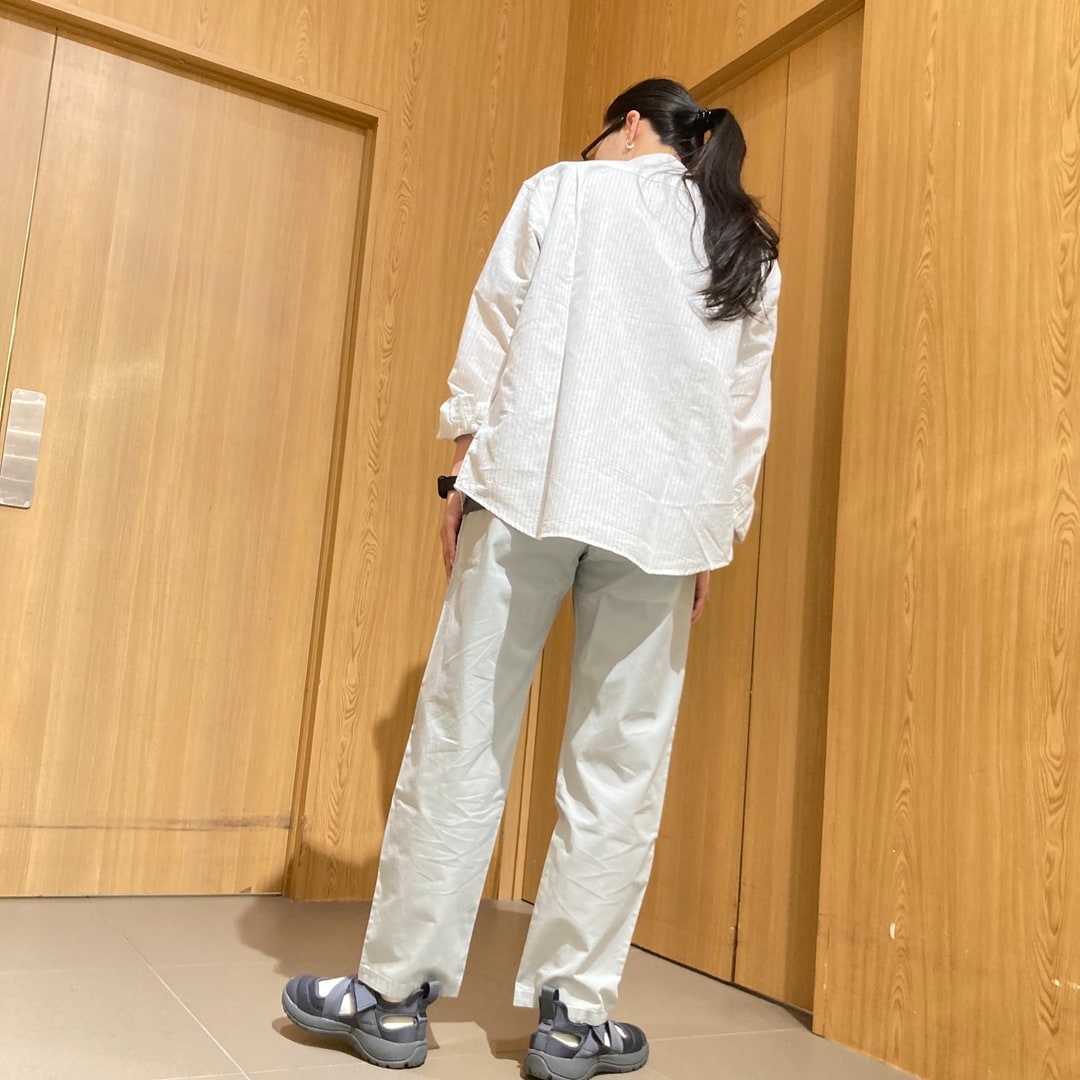 全体写真の後ろ姿