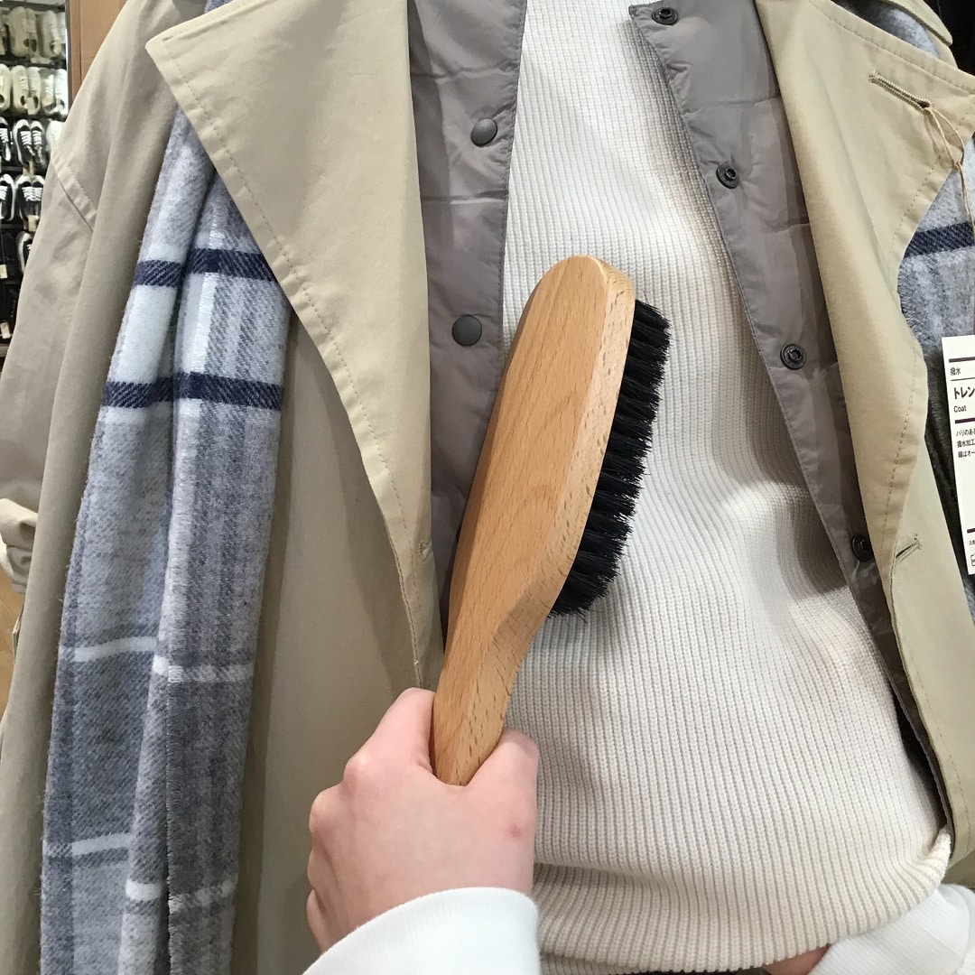 洋服ブラシ