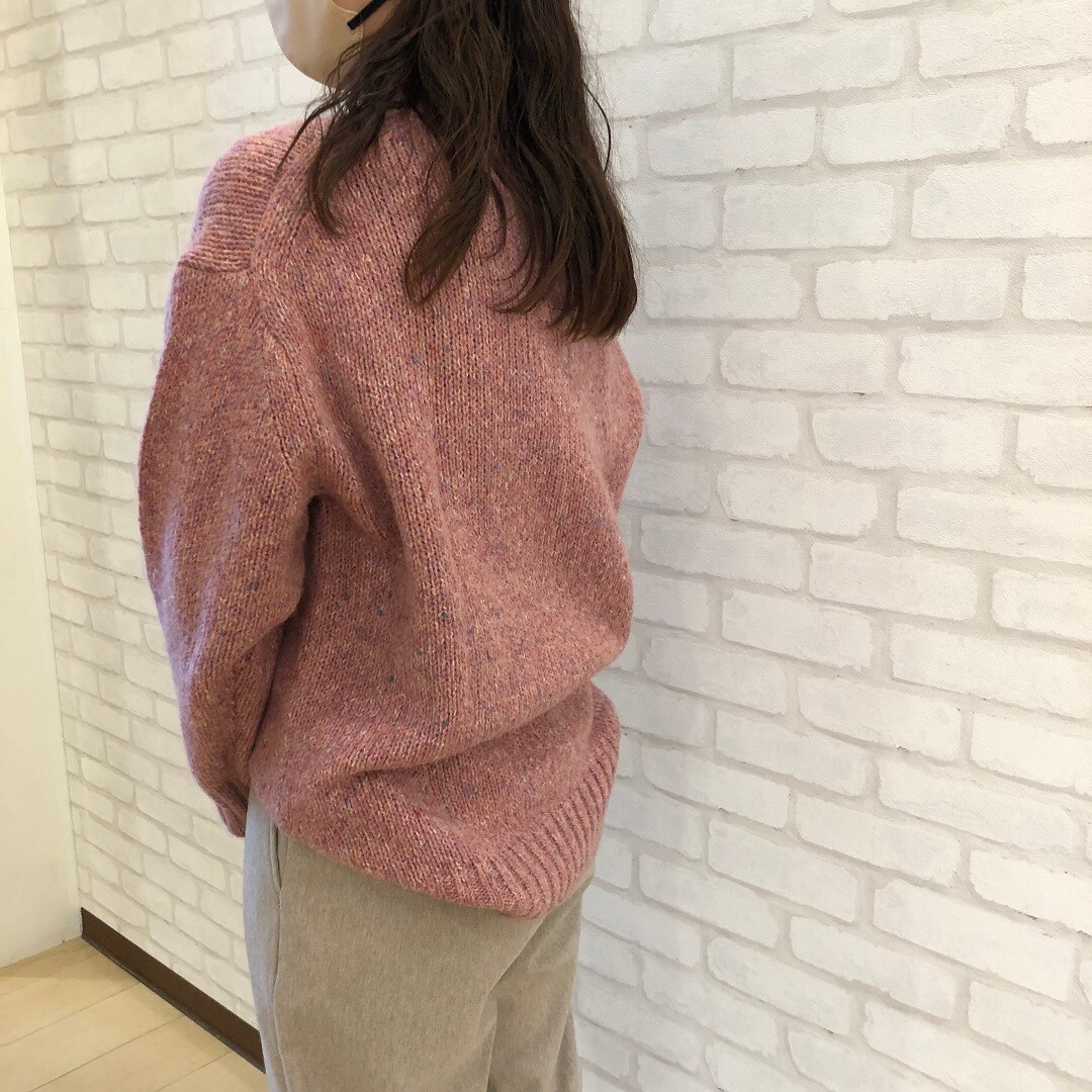 【泉中央セルバ】あたたかなセーターで冬支度