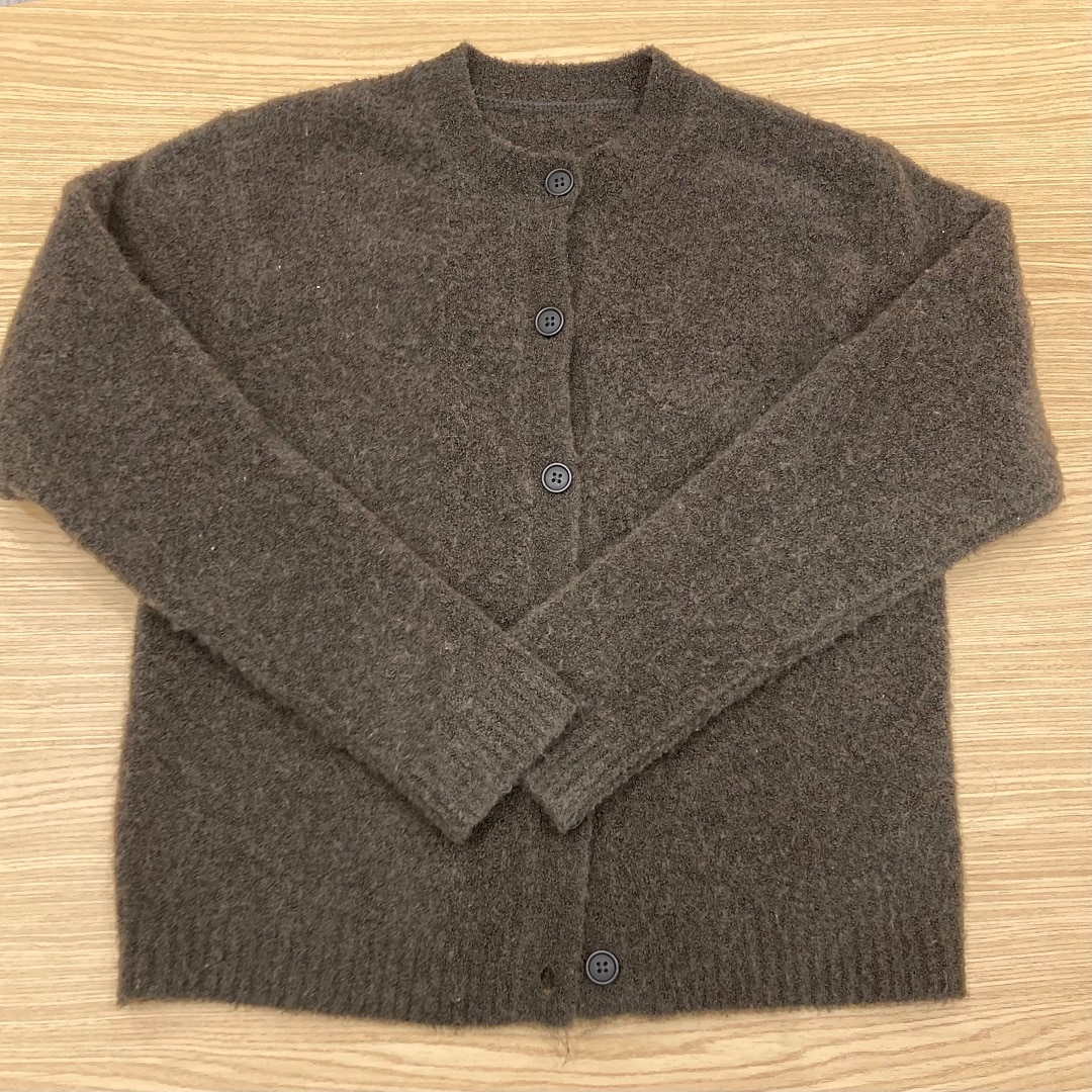 毛玉のついたカーディガン